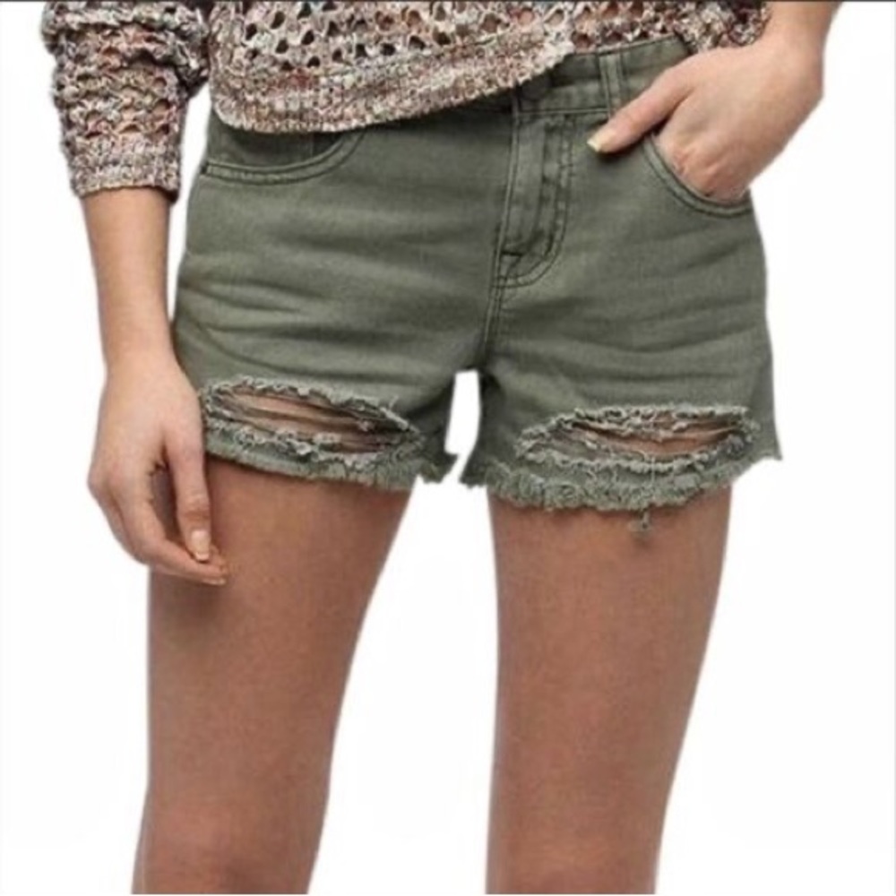 BDG vintage green shorts